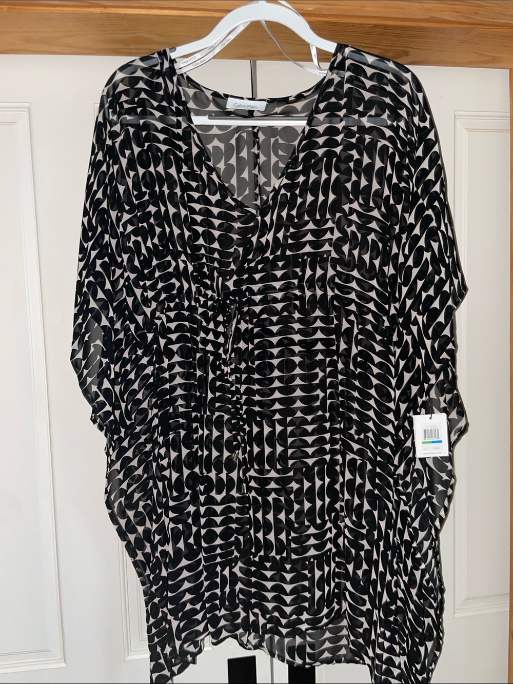 Calvin Klein Black & White Geometric Drawstring V-Neck Tunic NWT Free Size